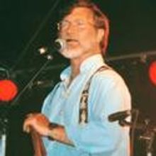 Folksinger Geoff Kaufman Celebrates Earth Day With Middlebury Students