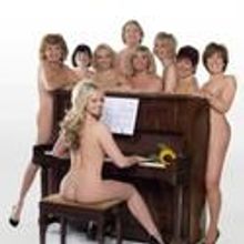 Bellingham, Chazen, Dallerup Lead CALENDAR GIRLS Tour
