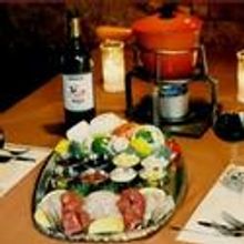 Geja's Celebrates Nat'l Cheese Fondue Day 4/10