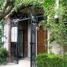 Geja’s Café Pampers Moms With Complimentary Massages on Mother’s Day