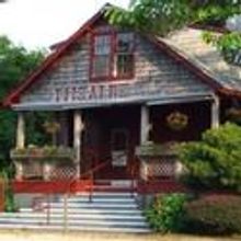 Memorial Planned for Former Theatre By The Sea Producer Tommy Brent