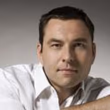 David Walliams Visits Kingston Waterstones Ahead of Mr Stink Opening At The Rose