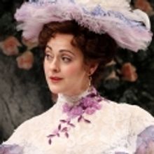 DEBUT OF THE MONTH: EARNEST's Sara Topham