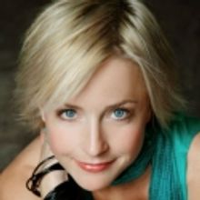 Nikki Snelson Makes Curtain Call Debut At Splash's Musical Monday 1/24