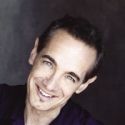 Jason Graae Wows Sterling's SRO House