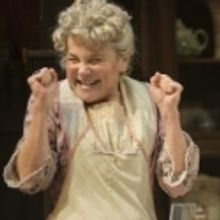 Photos: Betty Buckley & Tovah Felshuh in ARSENIC & OLD LACE at DTC