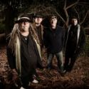 7 Walkers Set to Perform at The Englert Theatre 3/24