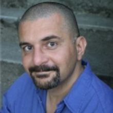 Yussef El Guindi Recieves 2010 Middle East America Distinguished Playwright Award