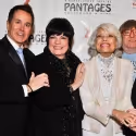 Photo Flash: Carol Channing Visits the Pantages Theatre