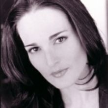 BWW Reviews: Charlotte Cohn at Center Stage 