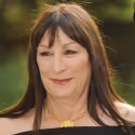 Anjelica Huston Joins the Cast of NBC's 'Smash' Pilot