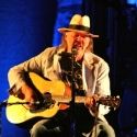 Neil Young Plays Detroit's Fox Theatre, 5/4