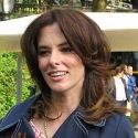 Posey, Alda, Dancy to Make Appearances on THE BIG C