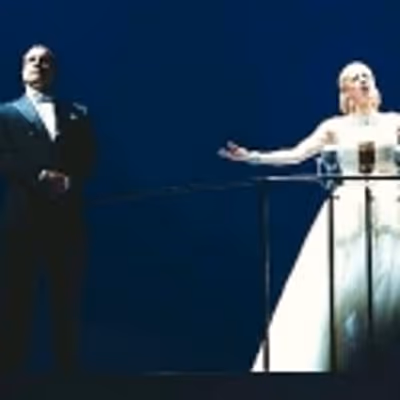 BWW Reviews: EVITA Revival is a Smash in Brazil!