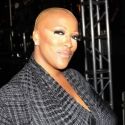 Christina Aguilera Picks Frenchie Davis on THE VOICE
