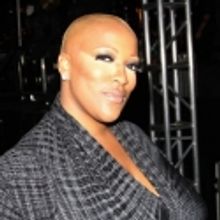 Christina Aguilera Picks Frenchie Davis on THE VOICE