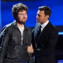 Photo Flash: Casey Abrams Leaves AMERICAN IDOL