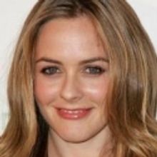 Alicia Silverstone Welcomes Baby Boy