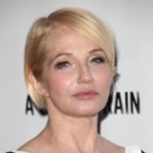 Ellen Barkin Joins List of Drama Desk Presenters