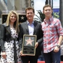 Photo Flash: AMERICAN IDOL Finalists Visit Walk of Fame