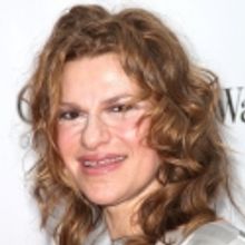 Sandra Bernhard to Bring New Show to Town Hall, 6/8