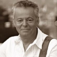Guitarist Tommy Emmanuel to Embark on 10-Date UK Tour, December 2011
