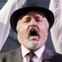 BWW Reviews: THE FAMILY at Trinity Rep’s Lederer Theater