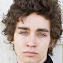 Robert Sheehan To Star In THE PLAYBOY OF THE WESTERN WORLD At Old Vic