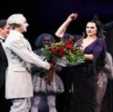 FREEZE FRAME: Brooke Shields Officially Opens in THE ADDAMS FAMILY!