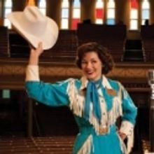 BWW Reviews: ALWAYS...PATSY CLINE, A Triumph for Mandy Barnett at The Ryman Auditoriu