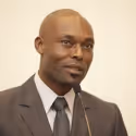Sean Penn To Present Humanitarian Award To Jimmy Jean Louis 5/19