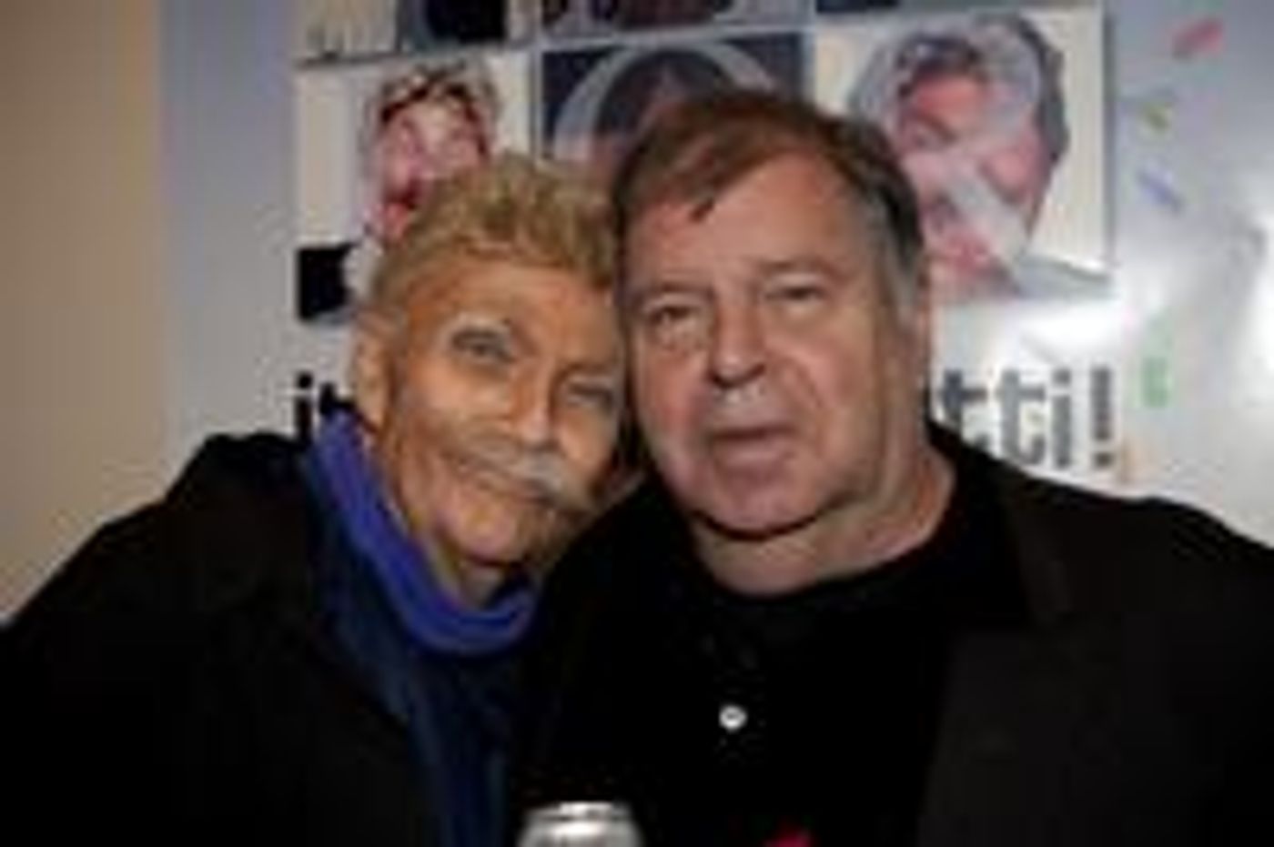 Photo_Flash_Opening_Night_of_Rip_Taylors_IT_AINT_ALL_CONFETTI_at_El_Portal_20000101 Photo_Flash_Opening_Night_of_Rip_Taylors_IT_AINT_ALL_CONFETTI_at_El_Portal_20000101