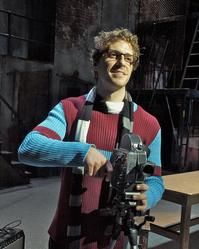 Photo_Coverage_More_Pictures_of_RENT_at_WBT_20000101