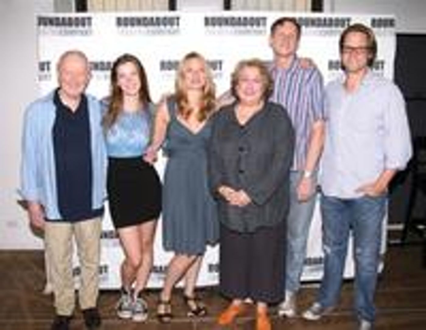 Photo_Coverage_THE_LANGUAGE_ARCHIVE_Meet_Greet_20000101