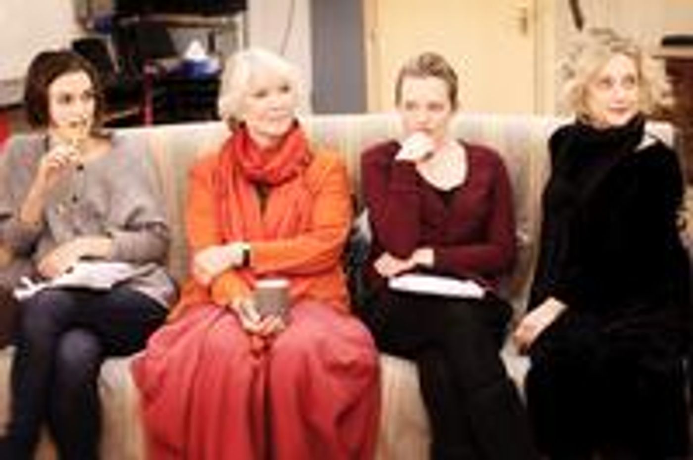 Photo_Coverage_THE_CHILDRENS_HOUR_With_Keira_Knightley_And_Elisabeth_Moss_20000101