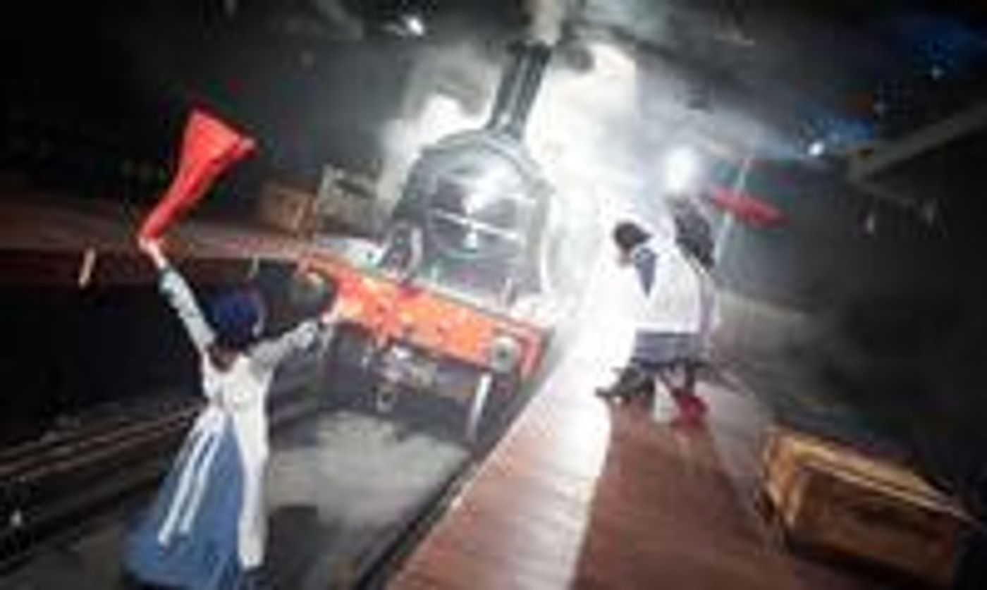 Photo_Coverage_Toronto_to_get_North_American_Premiere_of_UK_Hit_The_Railway_Children_20000101 Photo_Coverage_Toronto_to_get_North_American_Premiere_of_UK_Hit_The_Railway_Children_20000101