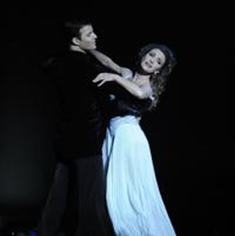 Photo_Flash_Seymour_Alwxander_in_BALLROOM_WITH_A_TWIST_20000101