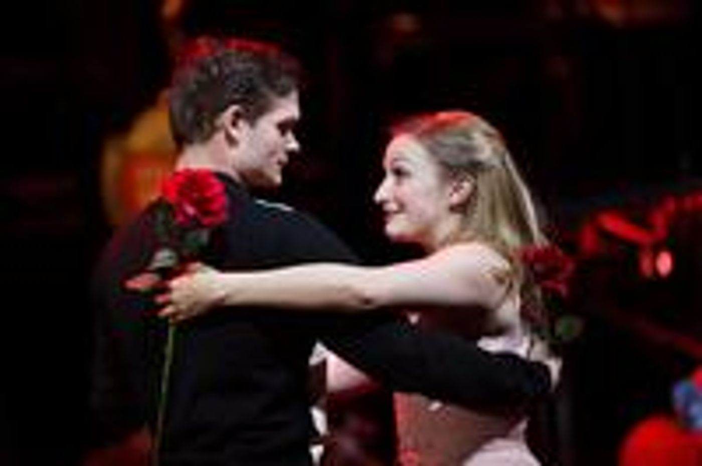 Photo_Coverage_THE_UMBRELLAS_OF_CHERBOURG_Prepares_For_London_Run_20000101