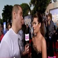 STAGE TUBE: Perez Hilton at the GLEE 3D Movie Premiere