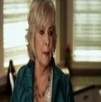 STAGE TUBE: Sneak Peak at Betty Buckley on PRETTY LITTLE LIARS