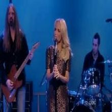 STAGE TUBE: Kristin Chenoweth Performs 'Fathers and Daughters' on The View!