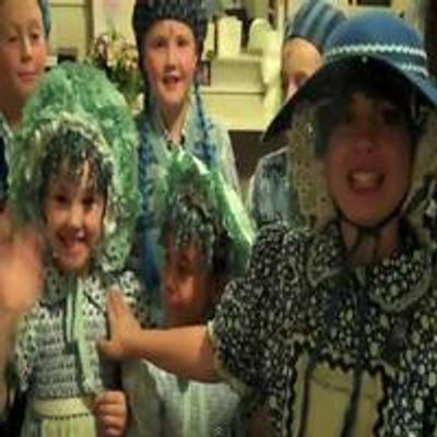 THE WIZARD OF OZ BLOG: More From the Orange Team!