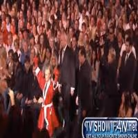 STAGE TUBE: Trace Adkins and Kristin Chenoweth Duke it Out at the American Country…