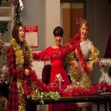 STAGE TUBE: Sneak Peek of GLEE's EXTRAORDINARY MERRY CHRISTMAS