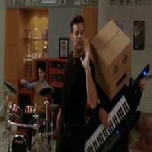 STAGE TUBE: EVITA Star Ricky Martin's 'Sexy and I Know It' on GLEE!