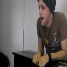 STAGE TUBE: Jeremy Jordan Sings 'Santa Fe' at NEWSIES Rehearsal! 