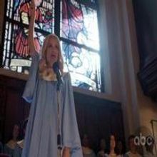 STAGE TUBE: Kristin Chenoweth Sings 'Jesus Take the Wheel' on GCB!