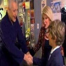 STAGE TUBE: Joan & Melissa Rivers Visit PRISCILLA QUEEN OF THE DESERT!