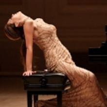 BWW Reviews: LOLA ASTANOVA Gives Stunning Tribute to Horowitz