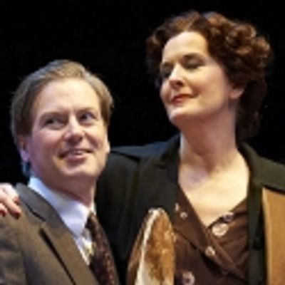 BWW Reviews: Lunt, Fontanne Are Focus Of TEN CHIMNEYS - Now Through 2/5